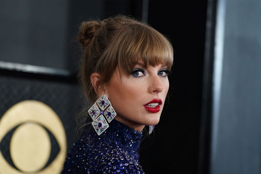 Frank Interview with Taylor Swift: The Singer Talks About the New Album and Personal Problems